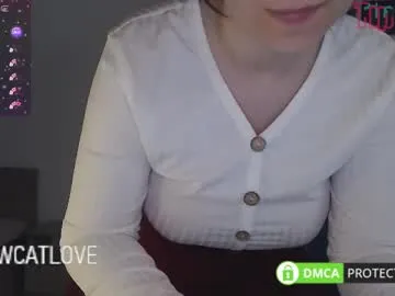 alana15 – webcam model profile photo Image 7