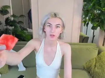 TwinksNextDoor – webcam model profile photo Image 16