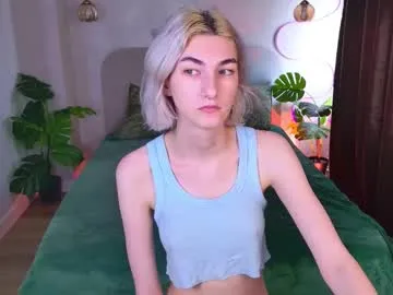 TwinksNextDoor – webcam model profile photo Image 18