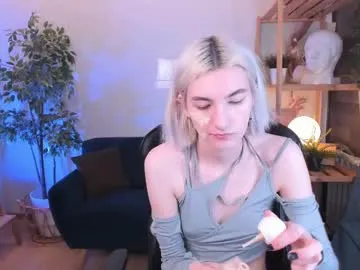 TwinksNextDoor – webcam model profile photo Image 2