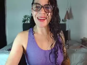 karensimilton – webcam model profile photo Image 9