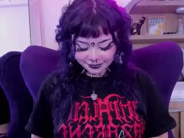 baby_kitte – webcam model profile photo Image 10