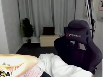 ray_lol – webcam model profile photo Image 10