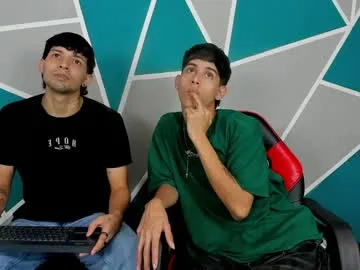 TwinksNextDoor – webcam model profile photo Image 5