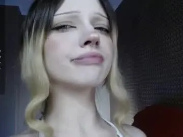 MayaMerciXoxo – webcam model profile photo Image 2