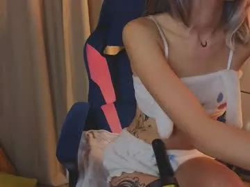 ClaireBree – webcam model profile photo Image 13