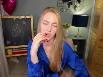 mia_scarlet7 – webcam model profile photo Image 11