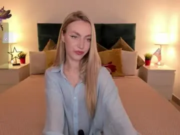 mia_scarlet7 – webcam model profile photo Image 5