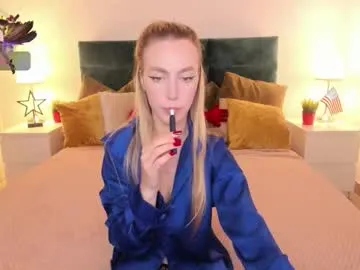 mia_scarlet7 – webcam model profile photo Image 7