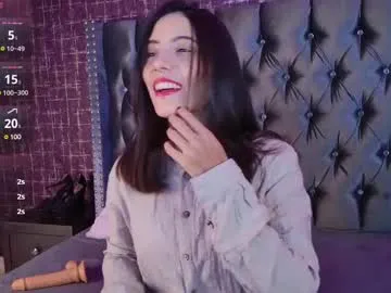 WitchAnnie – webcam model profile photo Image 9