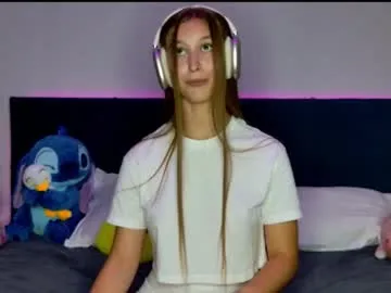 skinny_candy18 – webcam model profile photo Image 19