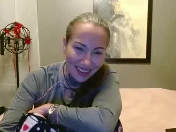 amber_pawws – webcam model profile photo Image 15