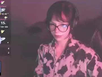 SallyDinosaur chat room preview Image 16