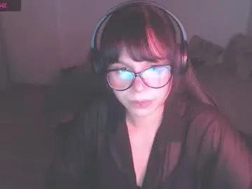 SallyDinosaur chat room preview Image 18