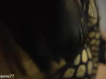 Madoka_0116 – webcam model profile photo Image 16