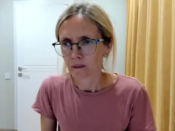 nide_xiaogou – webcam model profile photo Image 19