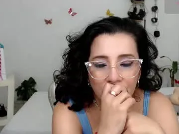 dears_pearlss – webcam model profile photo Image 19