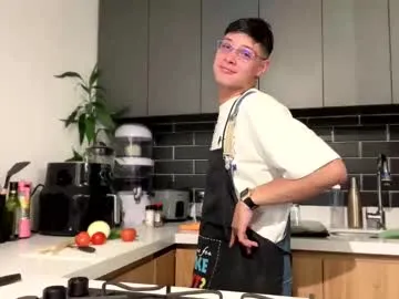 someone_sweet – webcam model profile photo Image 19