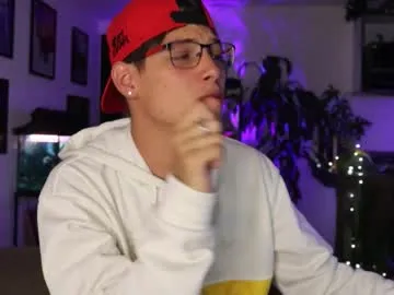 someone_sweet – webcam model profile photo Image 2