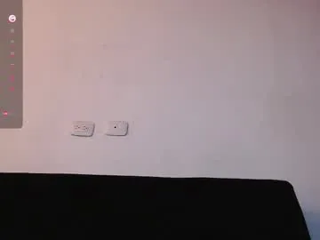 skyeriehm – webcam model profile photo Image 11