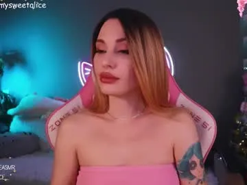 _delacruz911_ – webcam model profile photo Image 4