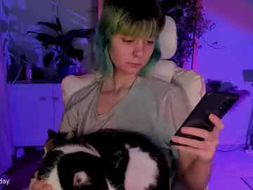 _Alicee_1 – webcam model profile photo Image 17