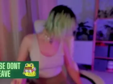 _Alicee_1 – webcam model profile photo Image 7