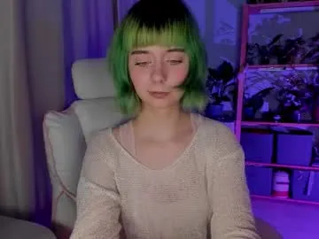 _Alicee_1 – webcam model profile photo Image 9