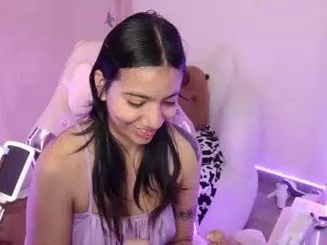 guns_n_buns chat room preview Image 13