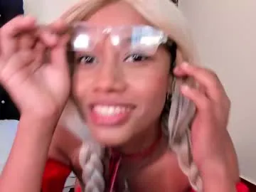 yourstrulybellax chat room preview Image 12