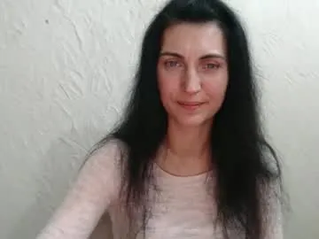 DemiLinda – webcam model profile photo Image 16