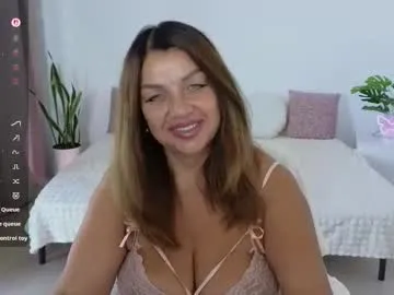 GummieSweetie – webcam model profile photo Image 9