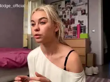 alana15 – webcam model profile photo Image 18