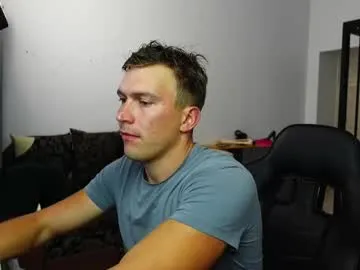 bisexualmilf – webcam model profile photo Image 11