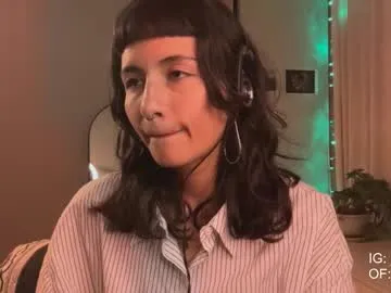 nina_just Image 2