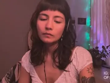 nina_just Image 7