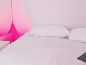 rosellegaeta – webcam model profile photo Image 14