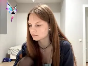 CarolPrince – webcam model profile photo Image 4