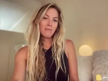 WitchAnnie – webcam model profile photo Image 14