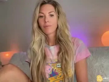 WitchAnnie – webcam model profile photo Image 18