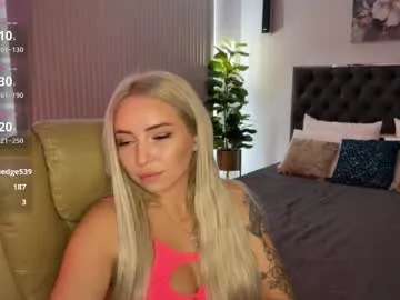 PabloArena – webcam model profile photo Image 4