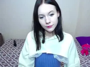 6-naa-96-taa-9 – webcam model profile photo Image 3