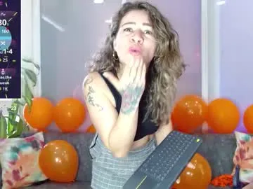 bisexualmilf – webcam model profile photo Image 18