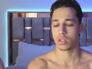 margotdeville – webcam model profile photo Image 12