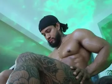 twoflowersshy – webcam model profile photo Image 12