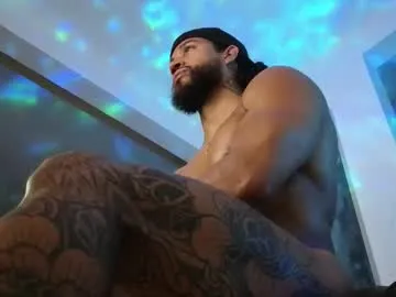 twoflowersshy – webcam model profile photo Image 14