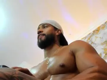 twoflowersshy – webcam model profile photo Image 2