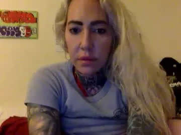paigesixx_charlievicious Image 2