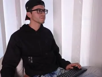 dirtypub – webcam model profile photo Image 19