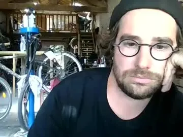 kai101010 – webcam model profile photo Image 10